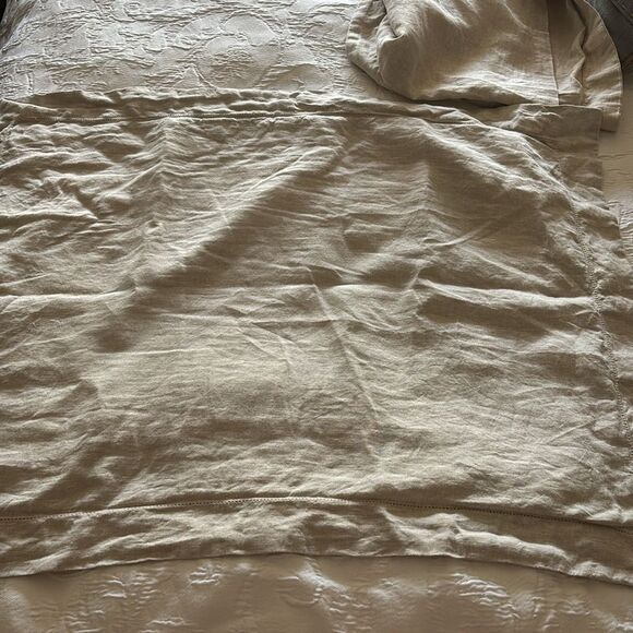 Pair Pottery Barn Flax Linen Shams-Standard size - Picture 5 of 6